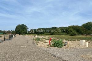 Picture of listing #323705564. Land for sale in Dax