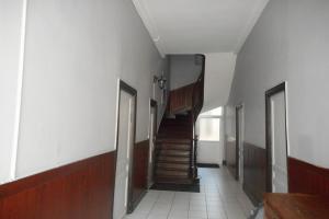Thumbnail of property #323733035. Click for details