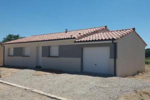 Thumbnail of property #323800266. Click for details