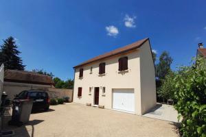 Picture of listing #323859106. House for sale in Poissy