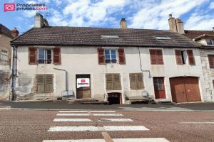 Picture of listing #323875177. Building for sale in Clamecy