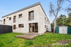 Picture of listing #323983000. Appartment for sale in Le Chesnay