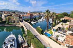 Picture of listing #323994229. Appartment for sale in Port Grimaud