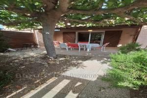 Thumbnail of property #324001636. Click for details