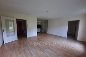 Picture of listing #324024530. Appartment for sale in Guingamp