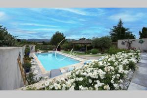 Picture of listing #324024645. House for sale in Saint-Rémy-de-Provence