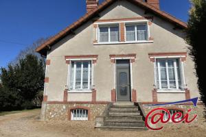 Picture of listing #324112075. House for sale in Gien