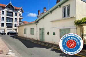 Picture of listing #324133333. House for sale in Arcachon