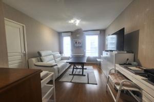 Picture of listing #324186521. Appartment for sale in Bron