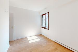 Picture of listing #324197957. Appartment for sale in Paris