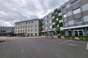 Picture of listing #324210317. Appartment for sale in Pau