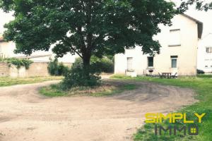 Picture of listing #324236028. Building for sale in Châtellerault