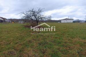 Picture of listing #324238647. Land for sale in Saint-Priest-Bramefant