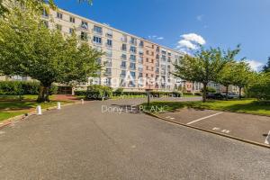 Picture of listing #324269865. Appartment for sale in Lucé