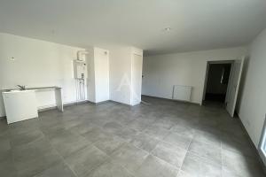 Thumbnail of property #324316216. Click for details