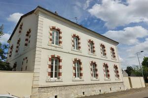Picture of listing #324374184. Appartment for sale in Bourges