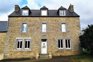 Picture of listing #324390842. House for sale in Guingamp