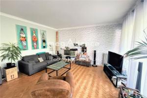 Picture of listing #324406638. Appartment for sale in Cholet