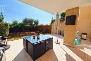 Picture of listing #324425908. Appartment for sale in Mougins
