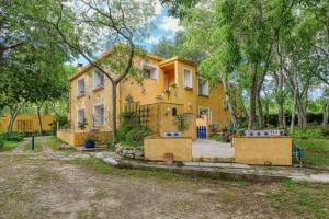 Picture of listing #324430766. House for sale in Collioure