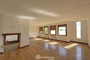 Picture of listing #324441920. Appartment for sale in Avignon