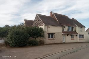 Picture of listing #324461241. House for sale in Jouy-sur-Eure