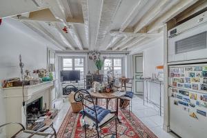 Picture of listing #324479159. Appartment for sale in Paris