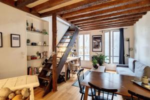 Picture of listing #324493825. Appartment for sale in Paris