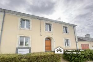 Picture of listing #324530066.  for sale in Château-Gontier