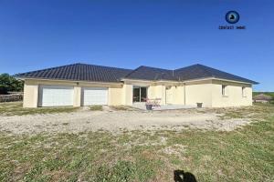 Thumbnail of property #324592519. Click for details