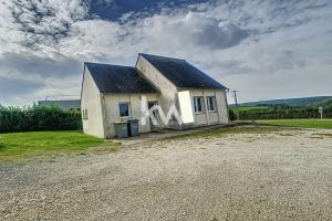 Picture of listing #324621580.  for sale in Châteaulin