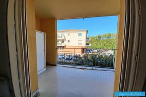 Picture of listing #324623653. Appartment for sale in La Destrousse