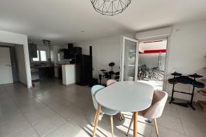 Picture of listing #324661968. Appartment for sale in Royan