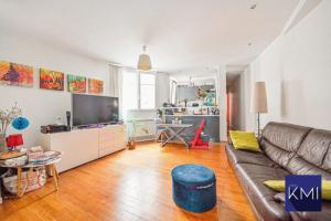 Picture of listing #324690897. Appartment for sale in Paris