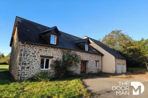Picture of listing #324698368.  for sale in Martigné-sur-Mayenne