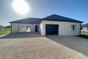 Thumbnail of property #324700159. Click for details