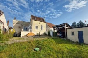 Picture of listing #324853416. House for sale in Villeneuve-sur-Yonne
