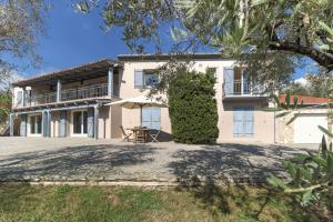 Picture of listing #324860293. House for sale in Châteauneuf-Grasse