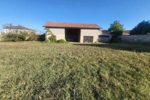 Thumbnail of property #324876207. Click for details