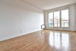 Picture of listing #324889924. Appartment for sale in Lambersart