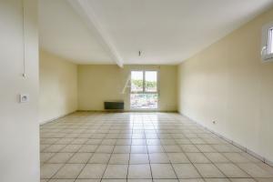 Thumbnail of property #324911766. Click for details
