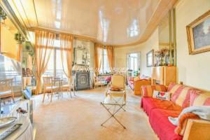 Picture of listing #324970155. Appartment for sale in Paris