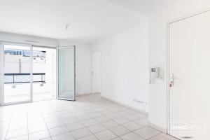 Picture of listing #324972198. Appartment for sale in Marseille