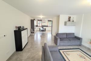 Picture of listing #324990802. Appartment for sale in Saint-Pierre-la-Mer