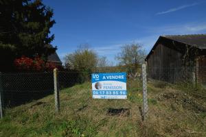 Photo de l'annonce nº 325066751. Terrain à vendre sur Baugé-en-Anjou