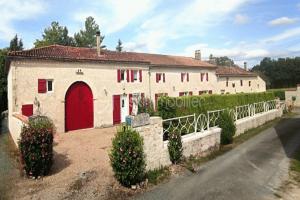 Picture of listing #325089502. House for sale in Romazières