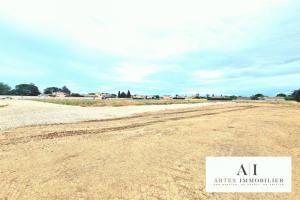 Picture of listing #325105741. Land for sale in Pierrelatte