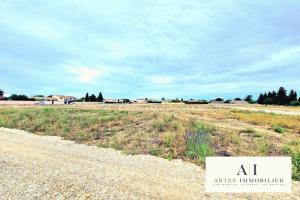 Picture of listing #325105749. Land for sale in Pierrelatte