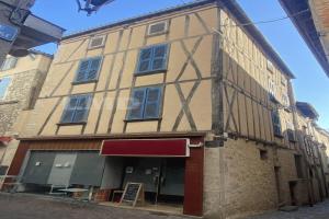 Picture of listing #325121172. Building for sale in Villefranche-de-Rouergue