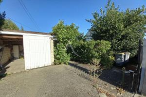 Thumbnail of property #325164446. Click for details